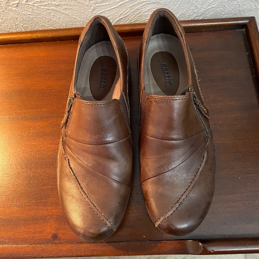 Earth Shoes
